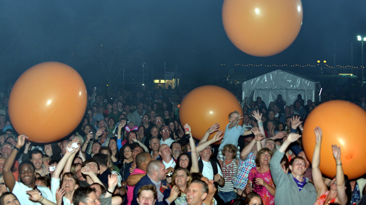 Madness Tribute Band Party Bookings Madness Tribute Band Party Bookings